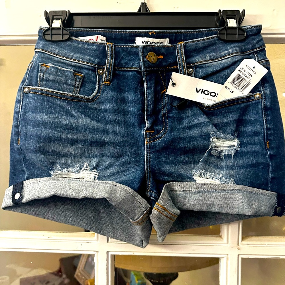 Vigoss NWT Women’s Jean Shorts Size 25